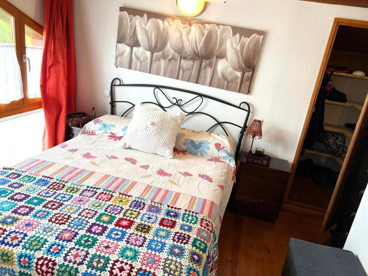 Casa Adosada Para Familias En Santa Leocadia Sainte-Léocadie Eksteriør billede